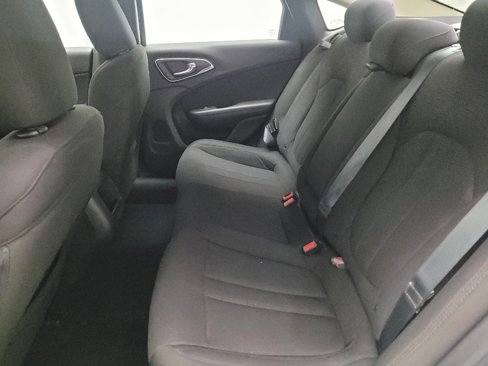 Used 2015 Chrysler 200 Limited w/ Convenience Group image 18