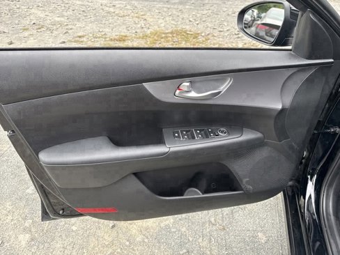 Used 2023 Kia Forte LXS w/ LXS Technology Package image 20