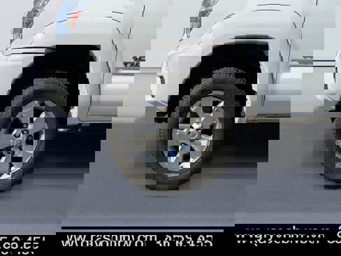 Used 2013 Toyota Tacoma 4x4 Double Cab w/ TRD Sport Pkg image 7