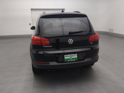 Used 2017 Volkswagen Tiguan Limited w/ Premium Package image 6