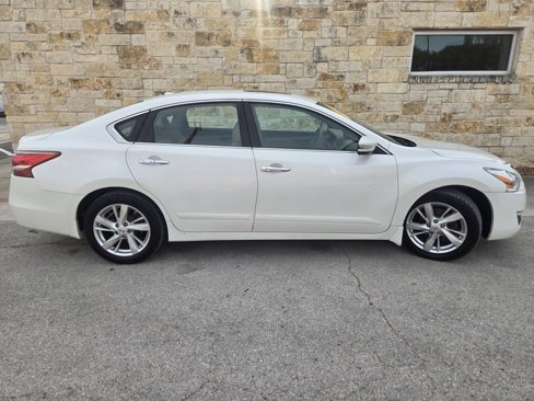 Used 2013 Nissan Altima 2.5 SL w/ Technology Pkg image 18