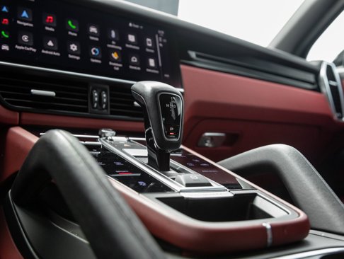 Certified 2022 Porsche Cayenne image 28