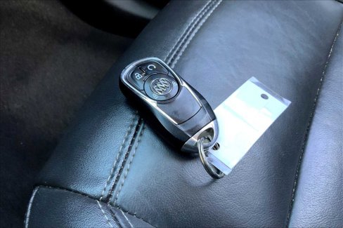 Used 2020 Buick Encore Essence image 14