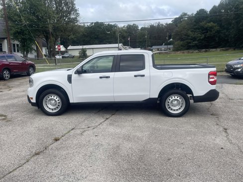Used 2022 Ford Maverick XL image 2