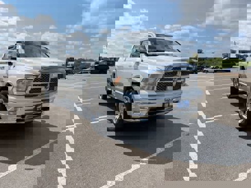 Used 2010 Dodge Ram 1500 Truck Laramie image 7