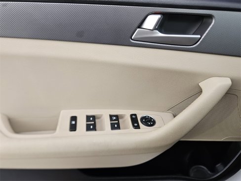Used 2016 Hyundai Sonata SE image 37