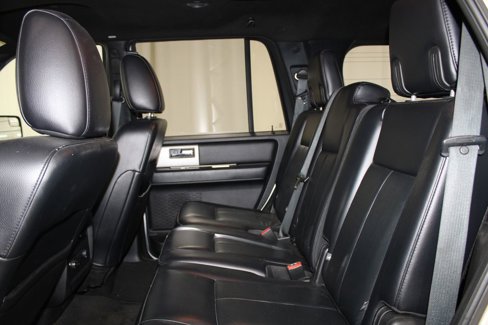 Used 2017 Ford Expedition XLT w/ Equipment Group 201A image 19