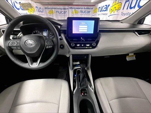 New 2025 Toyota Corolla Cross LE image 12