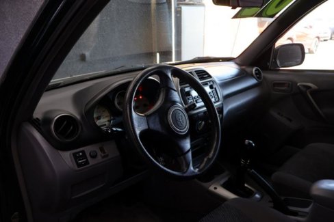Used 2002 Toyota RAV4 2WD image 14