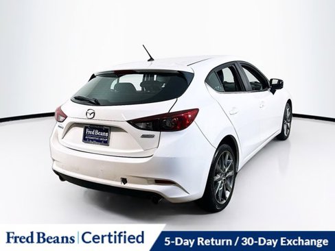 Used 2018 MAZDA MAZDA3 Touring image 11