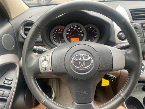 Used 2008 Toyota RAV4 Limited image 11