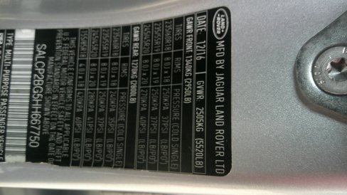 Used 2017 Land Rover Discovery Sport SE image 34
