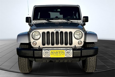 Used 2015 Jeep Wrangler Unlimited Sahara w/ Max Tow Package image 3