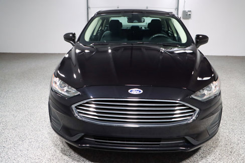 Used 2019 Ford Fusion SE image 4
