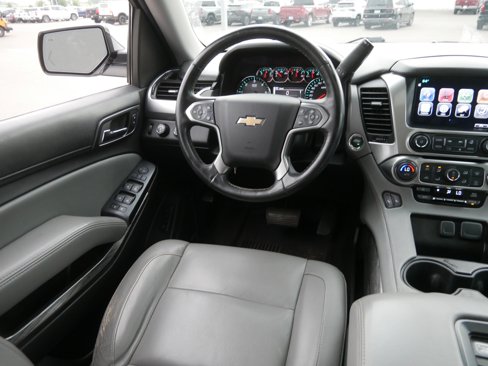 Used 2015 Chevrolet Suburban LT w/ Luxury Package image 9