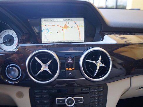 Used 2015 Mercedes-Benz GLK 350 4MATIC image 18