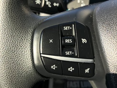 Certified 2022 Ford Escape SE image 9
