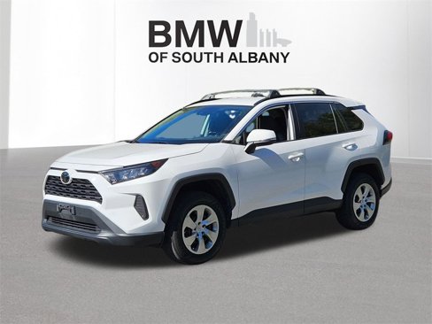 Used 2019 Toyota RAV4 LE image 6