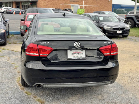 Used 2012 Volkswagen Passat TDI SE image 6