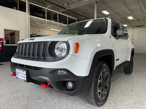 Used 2017 Jeep Renegade Trailhawk image 5