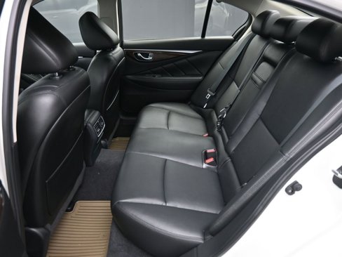 Used 2018 INFINITI Q50 Luxe w/ Essential Package (3.0T Luxe) image 21
