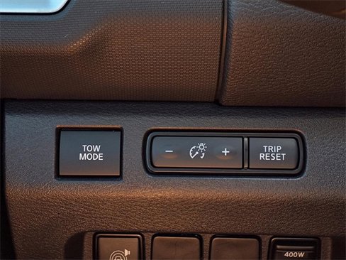 Used 2022 Nissan Frontier SV image 12