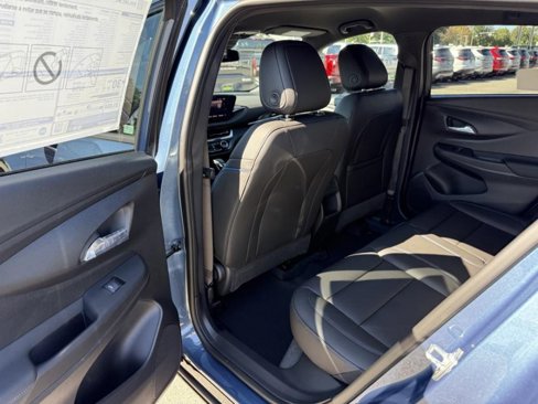 New 2026 Buick Envista Sport Touring image 8