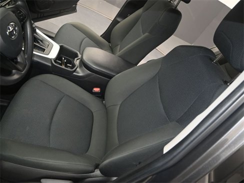 Used 2023 Toyota RAV4 LE image 11