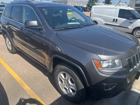Used 2014 Jeep Grand Cherokee Laredo w/ All Weather Capability Group image 1