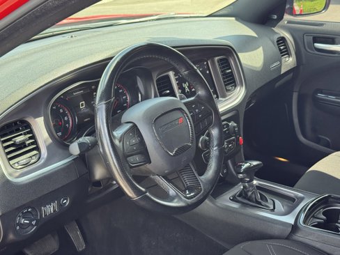 Used 2021 Dodge Charger SXT w/ Blacktop Package image 19