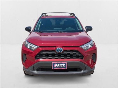 Used 2023 Toyota RAV4 LE image 2