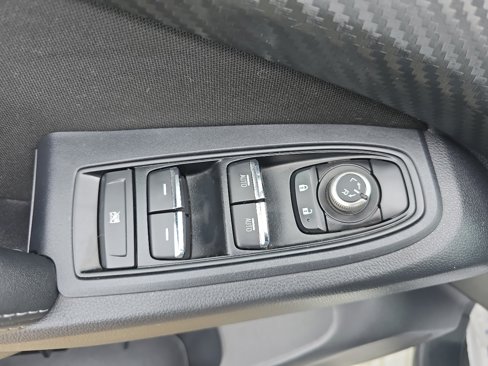 Used 2023 Subaru Ascent Premium w/ Convenience Package image 20