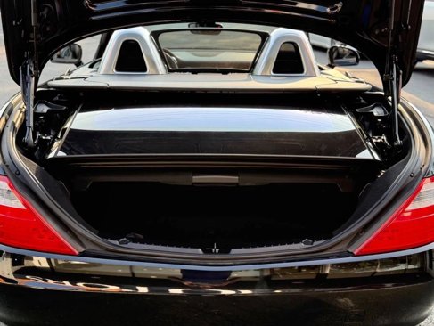 Used 2014 Mercedes-Benz SLK 250 image 29