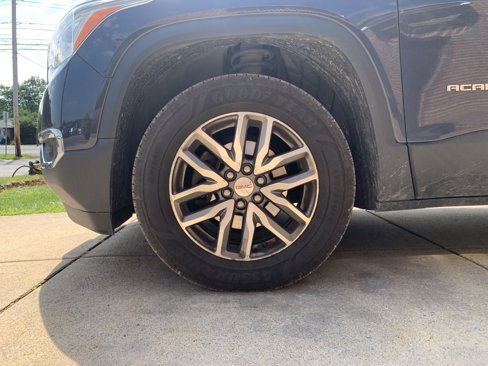 Used 2018 GMC Acadia SLE w/ Driver Alert Package I image 11