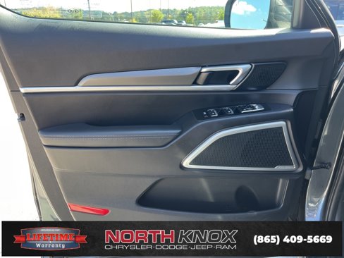 Used 2020 Kia Telluride LX image 6