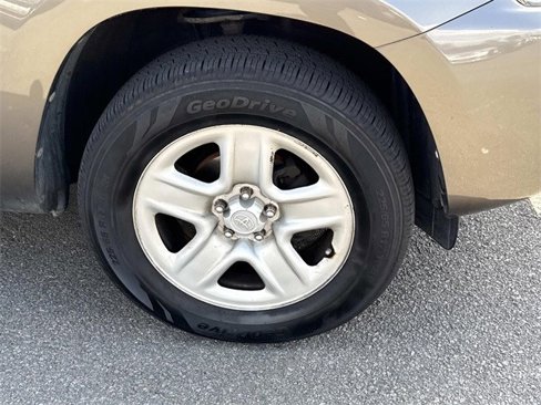 Used 2011 Toyota RAV4 2WD image 7