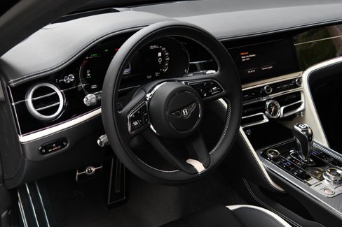 New 2025 Bentley Flying Spur Plug-In Hybrid image 16