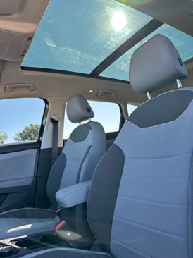Used 2023 Volkswagen Taos SE w/ Panoramic Sunroof Package image 42
