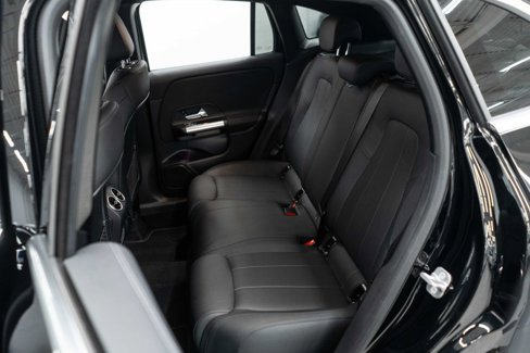 Used 2025 Mercedes-Benz GLA 250 4MATIC image 29