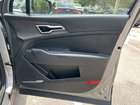 Used 2023 Kia Sportage LX image 35