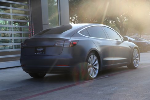 Used 2018 Tesla Model 3 Performance image 10