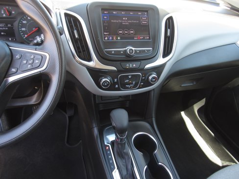 Used 2024 Chevrolet Equinox LS image 18