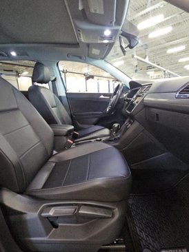 Used 2019 Volkswagen Tiguan SEL image 38