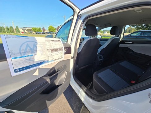 New 2025 Volkswagen Taos S image 17