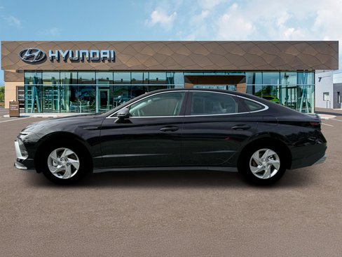 New 2025 Hyundai Sonata SE image 3
