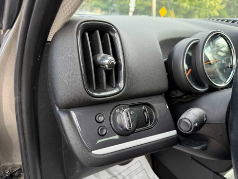 Used 2017 MINI Cooper Countryman S image 18