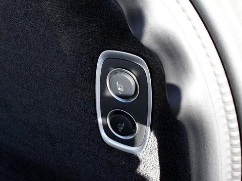 Used 2024 Aston Martin DBX 707 image 11