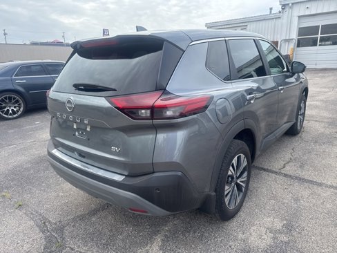 Used 2023 Nissan Rogue SV image 6