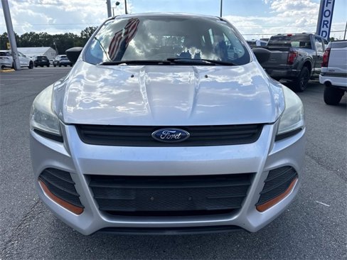 Used 2013 Ford Escape S image 2