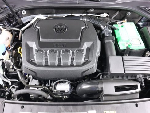 Used 2019 Volkswagen Passat 2.0T SE R-Line image 40